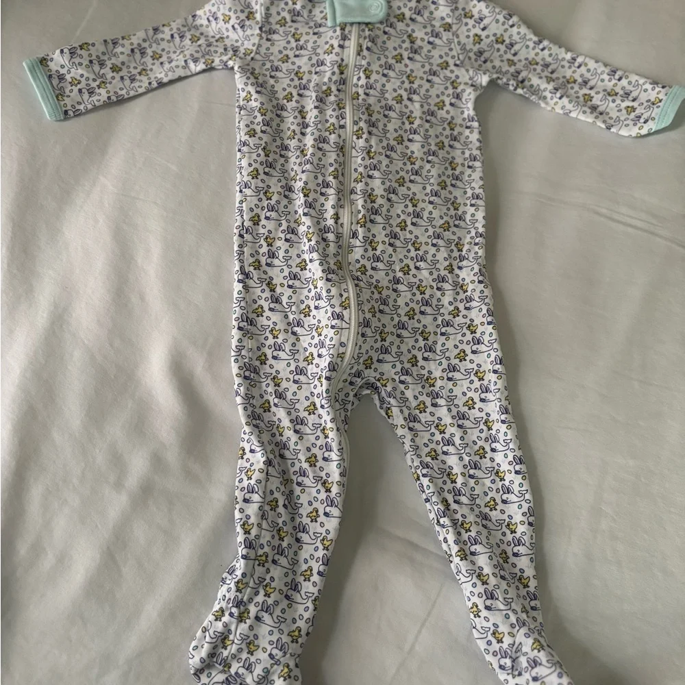 Vineyard Vines Easter one piece‎